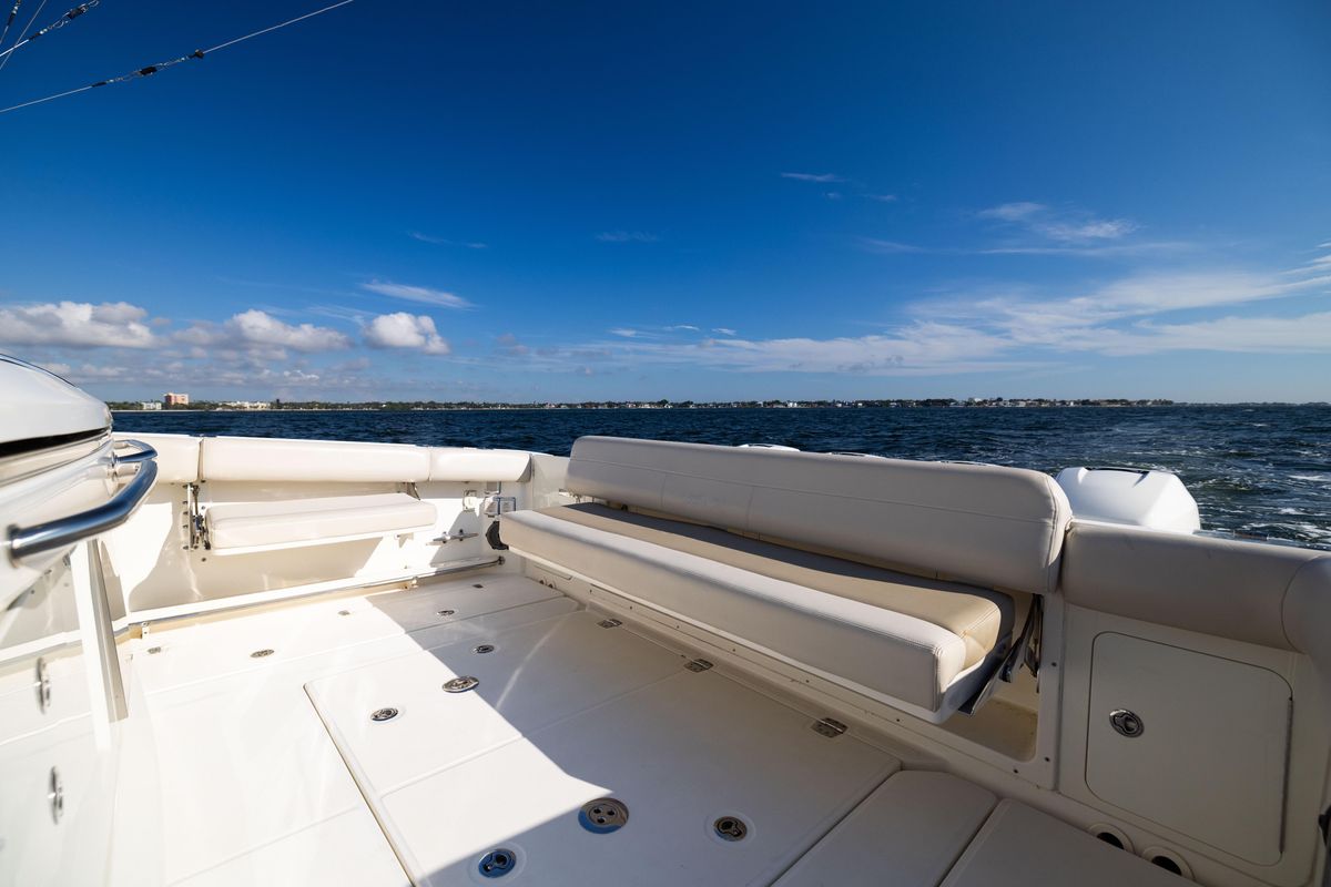 2021 Boston Whaler 42 