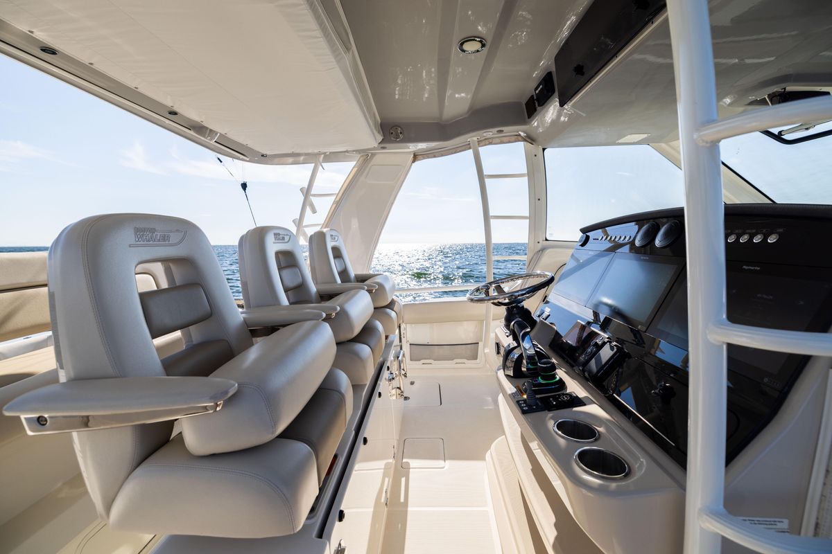 2021 Boston Whaler 42 
