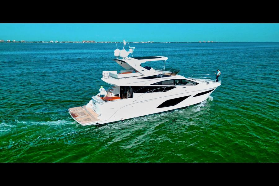 2018 Sea Ray L550FLY