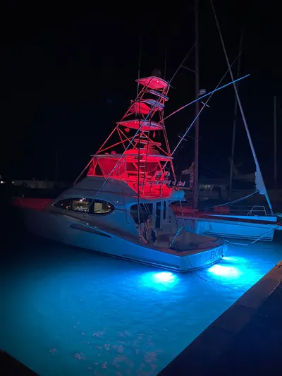 Aleola Yacht Photos Pics 