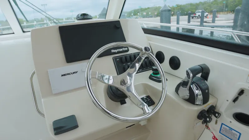 315 Conquest Yacht Photos Pics 