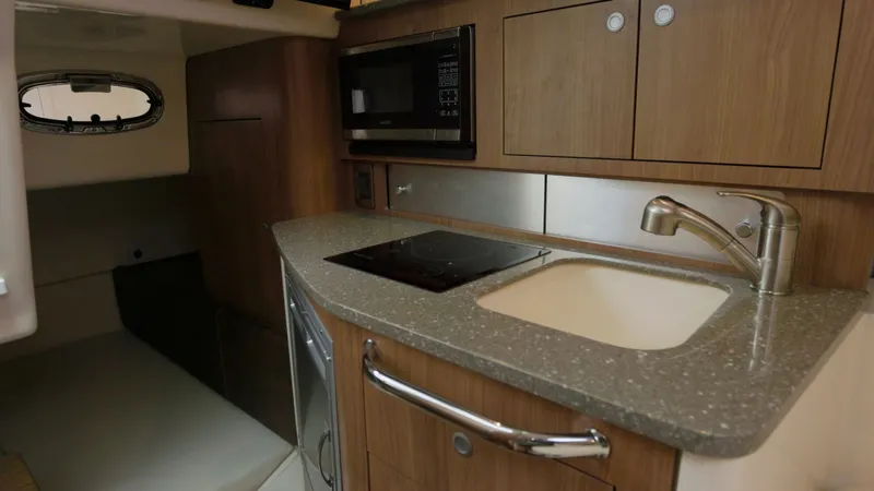 315 Conquest Yacht Photos Pics 