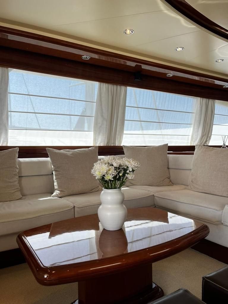 2008 Falcon 87 