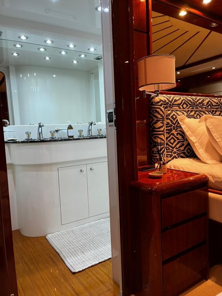 2008 Falcon 87 