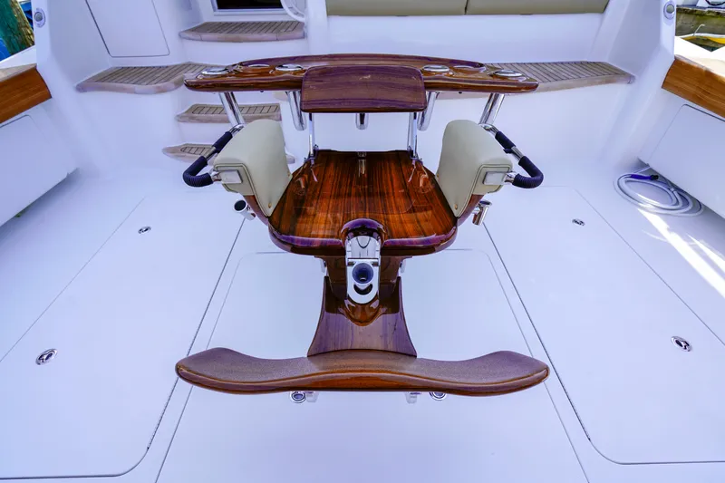 Benedetta Yacht Photos Pics 