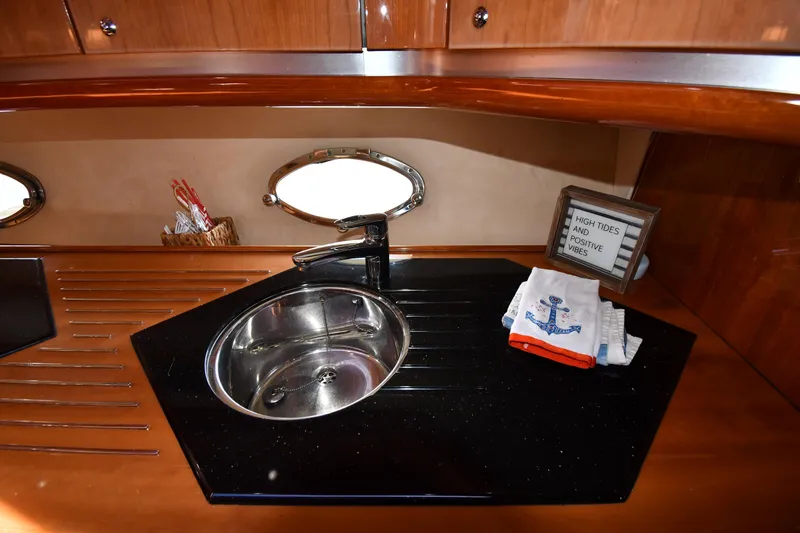 Loudmouth Soup Yacht Photos Pics 