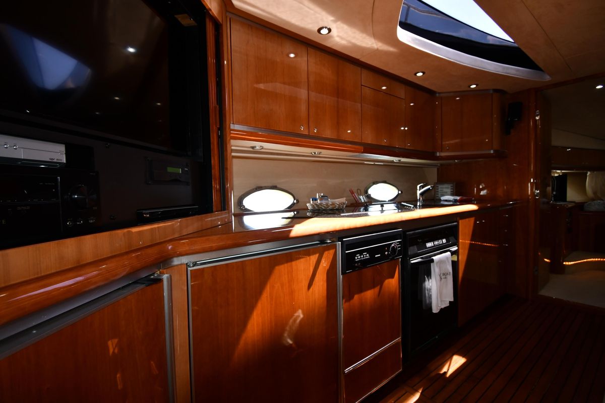 2002 Sunseeker 68 