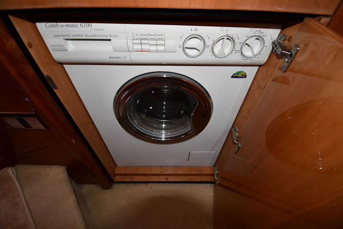 2002 Sunseeker 68 
