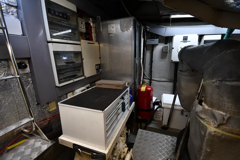 Loudmouth Soup Yacht Photos Pics 