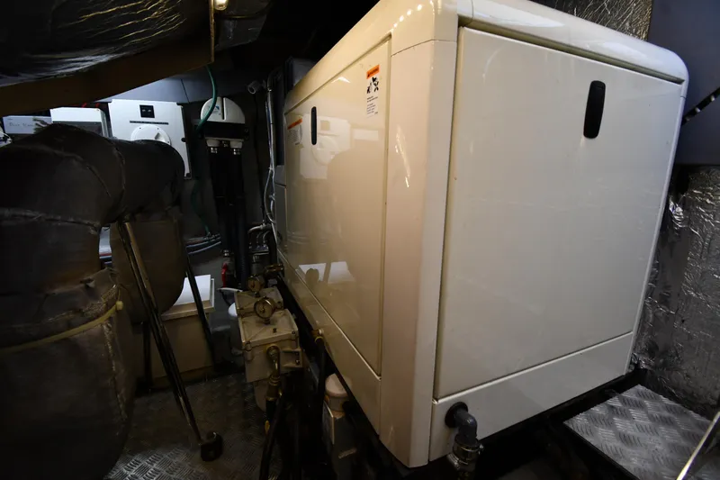 Loudmouth Soup Yacht Photos Pics 