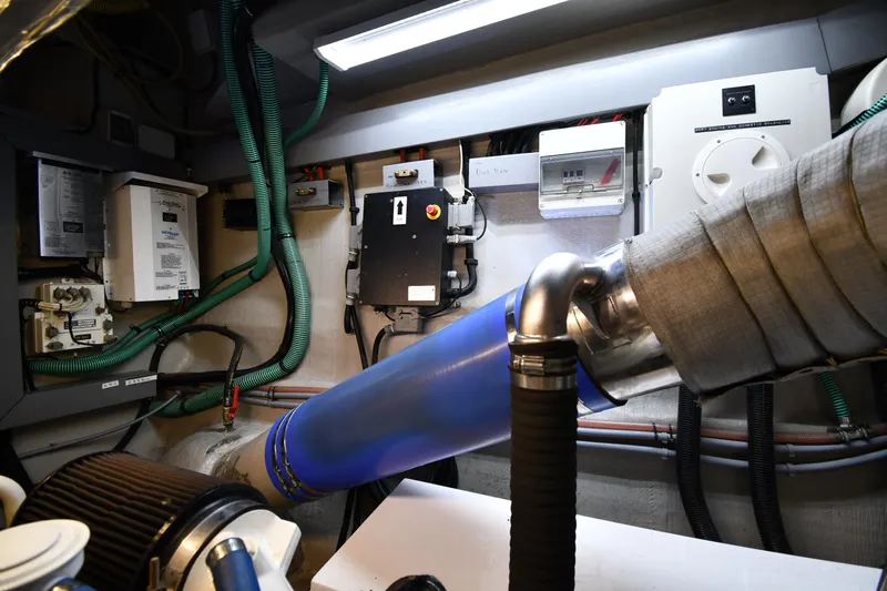 Loudmouth Soup Yacht Photos Pics 