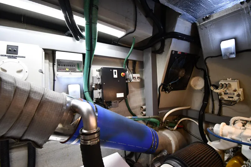 Loudmouth Soup Yacht Photos Pics 