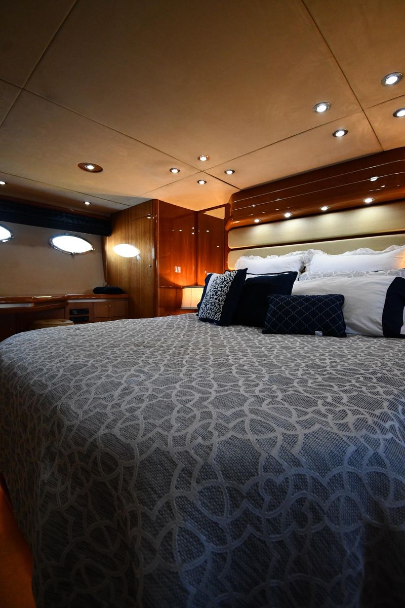 2002 Sunseeker 68 