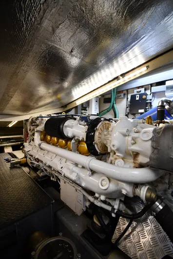 Loudmouth Soup Yacht Photos Pics 