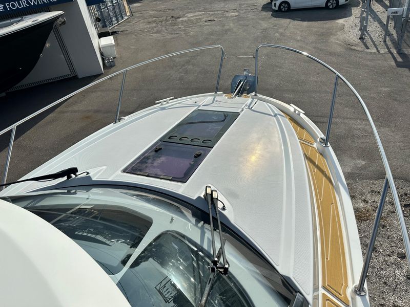 2021 Beneteau Antares 9