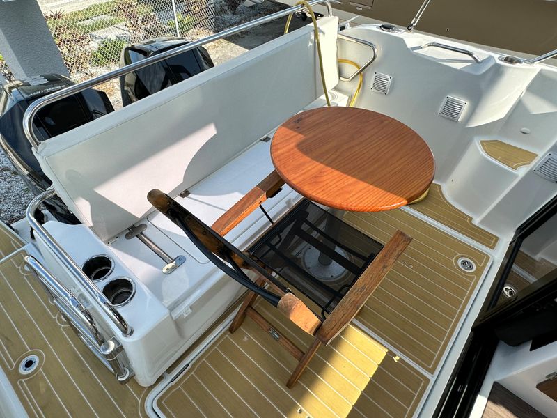 2021 Beneteau Antares 9