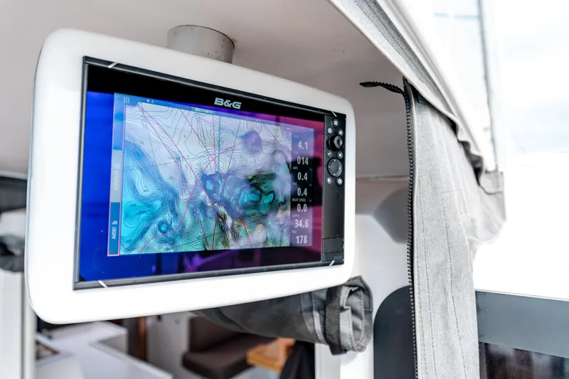 Wikiwiki Yacht Photos Pics 