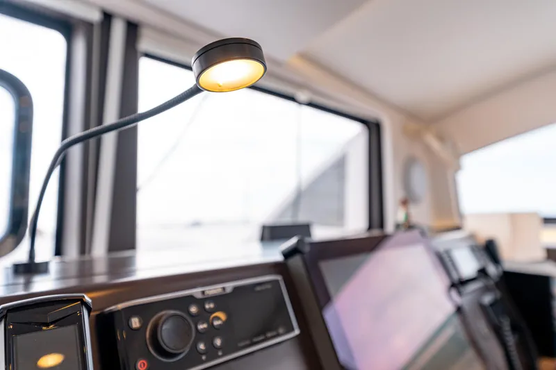 Wikiwiki Yacht Photos Pics 