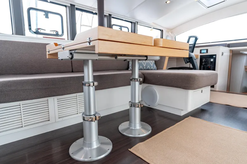 Wikiwiki Yacht Photos Pics 