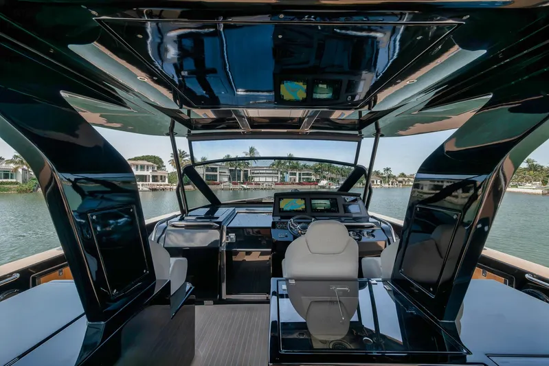 Ciao Yacht Photos Pics 