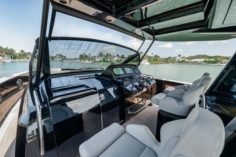 Ciao Yacht Photos Pics 