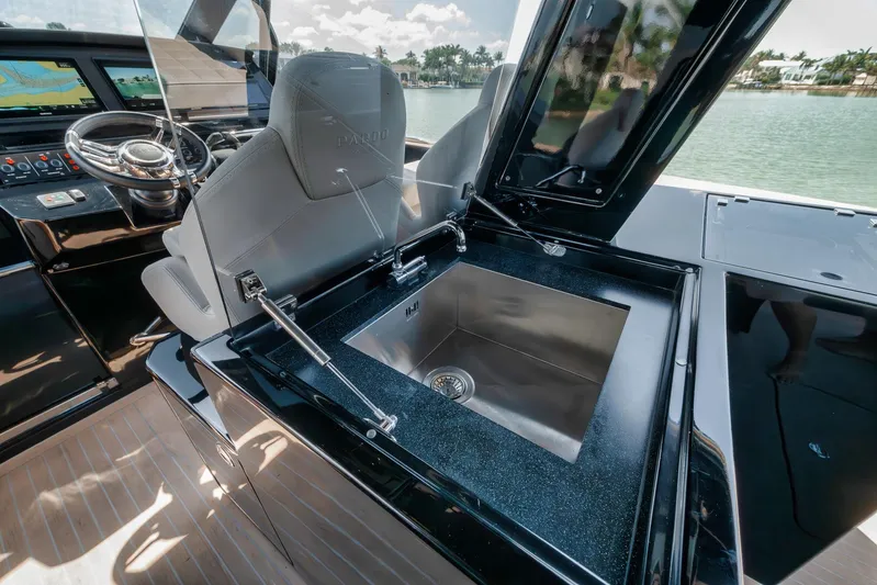 Ciao Yacht Photos Pics 