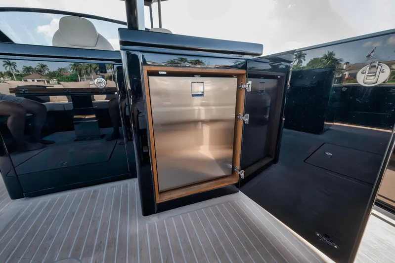 Ciao Yacht Photos Pics 