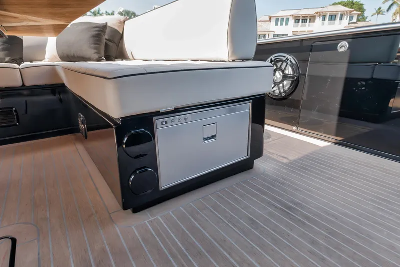 Ciao Yacht Photos Pics 