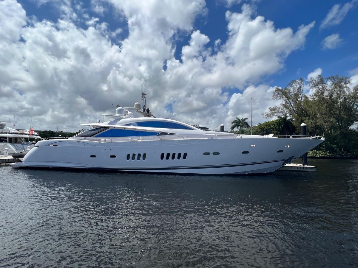 2007 Sunseeker 108 