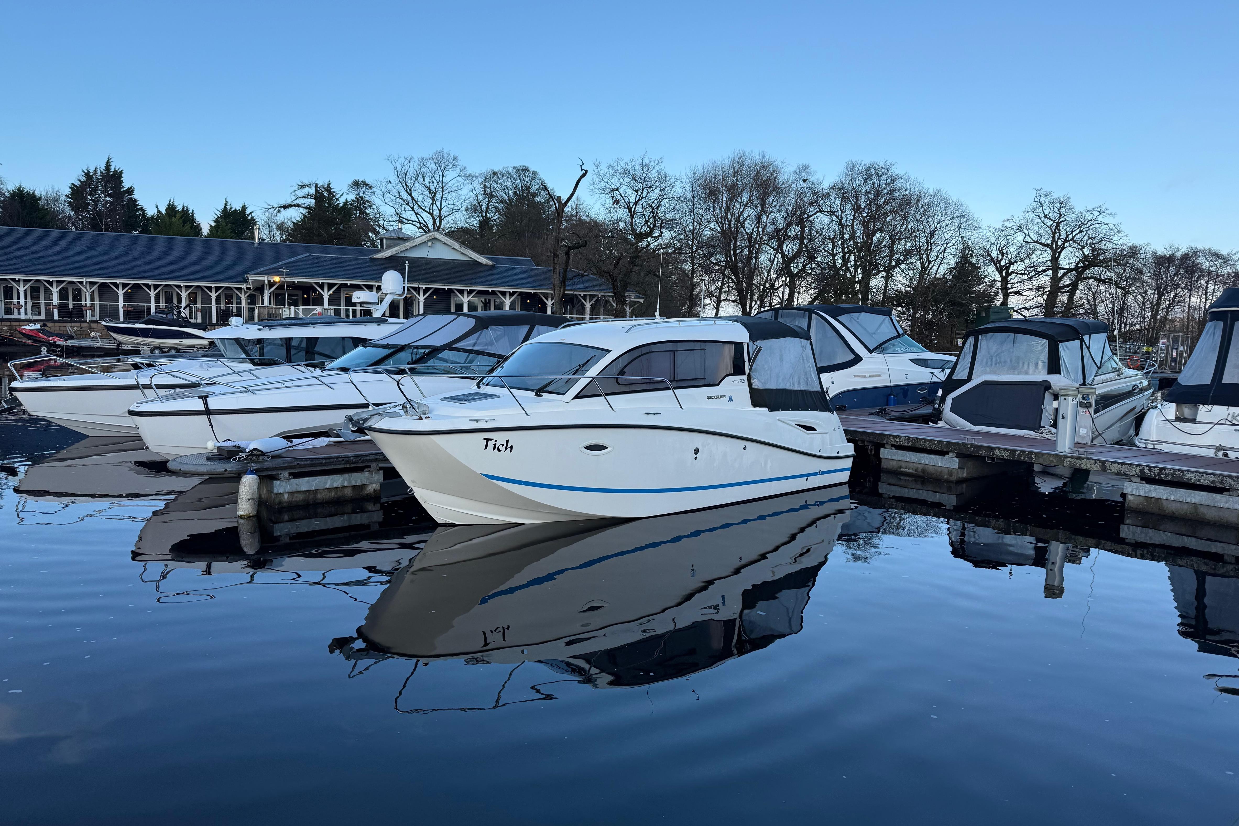 2014 Quicksilver Activ 705 Weekend