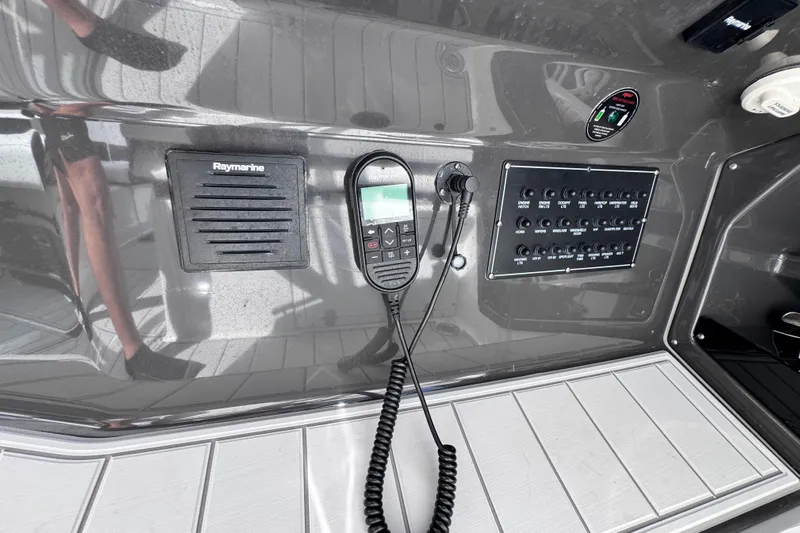 Viroque Yacht Photos Pics Control panel of 2021 Monterey 378 Super Express boat with Raymarine equipment.