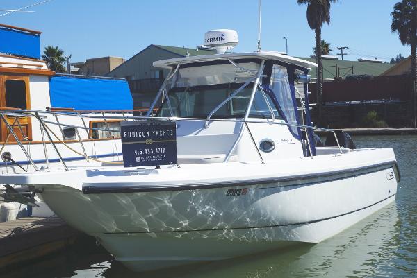 2000 Boston Whaler 28 Outrage