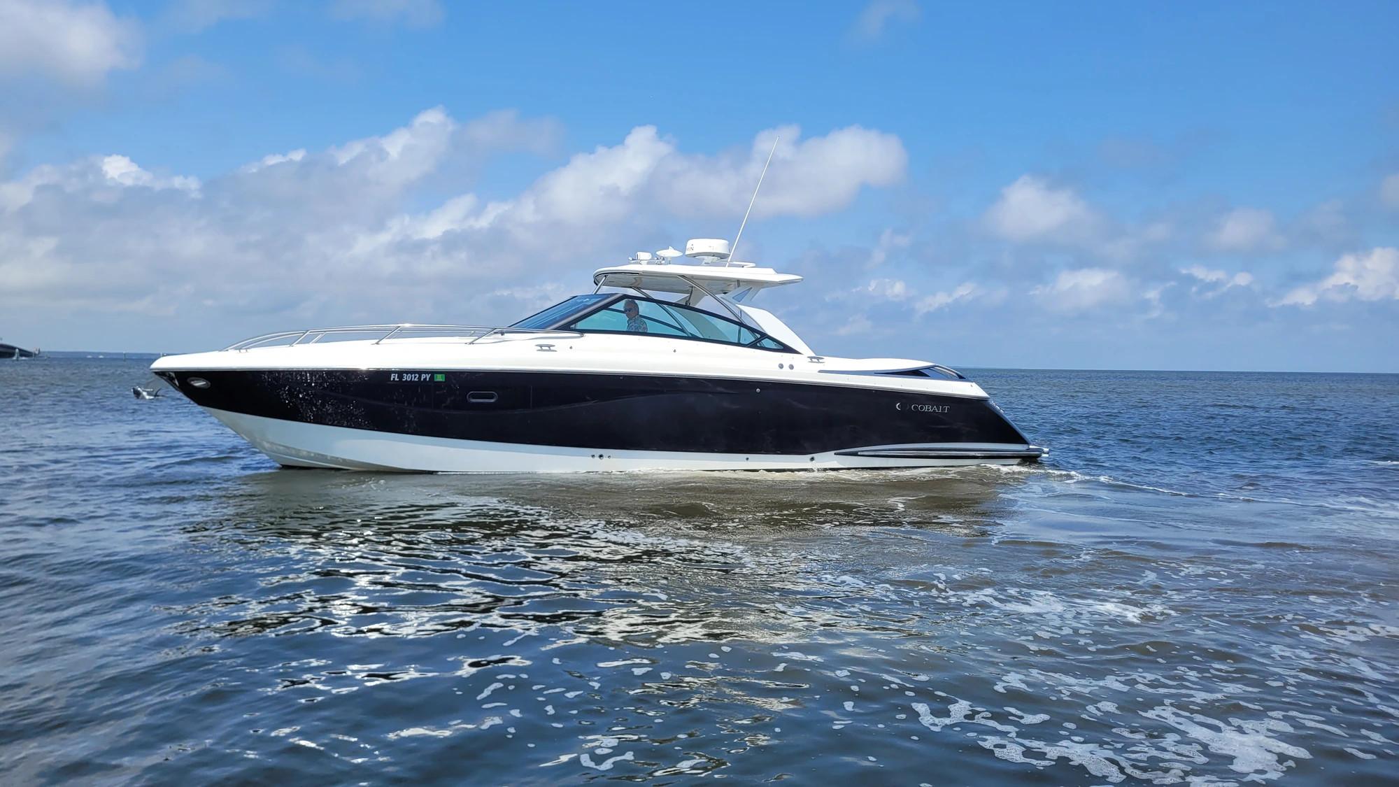 2015 Cobalt A40 Cruiser for sale - YachtWorld