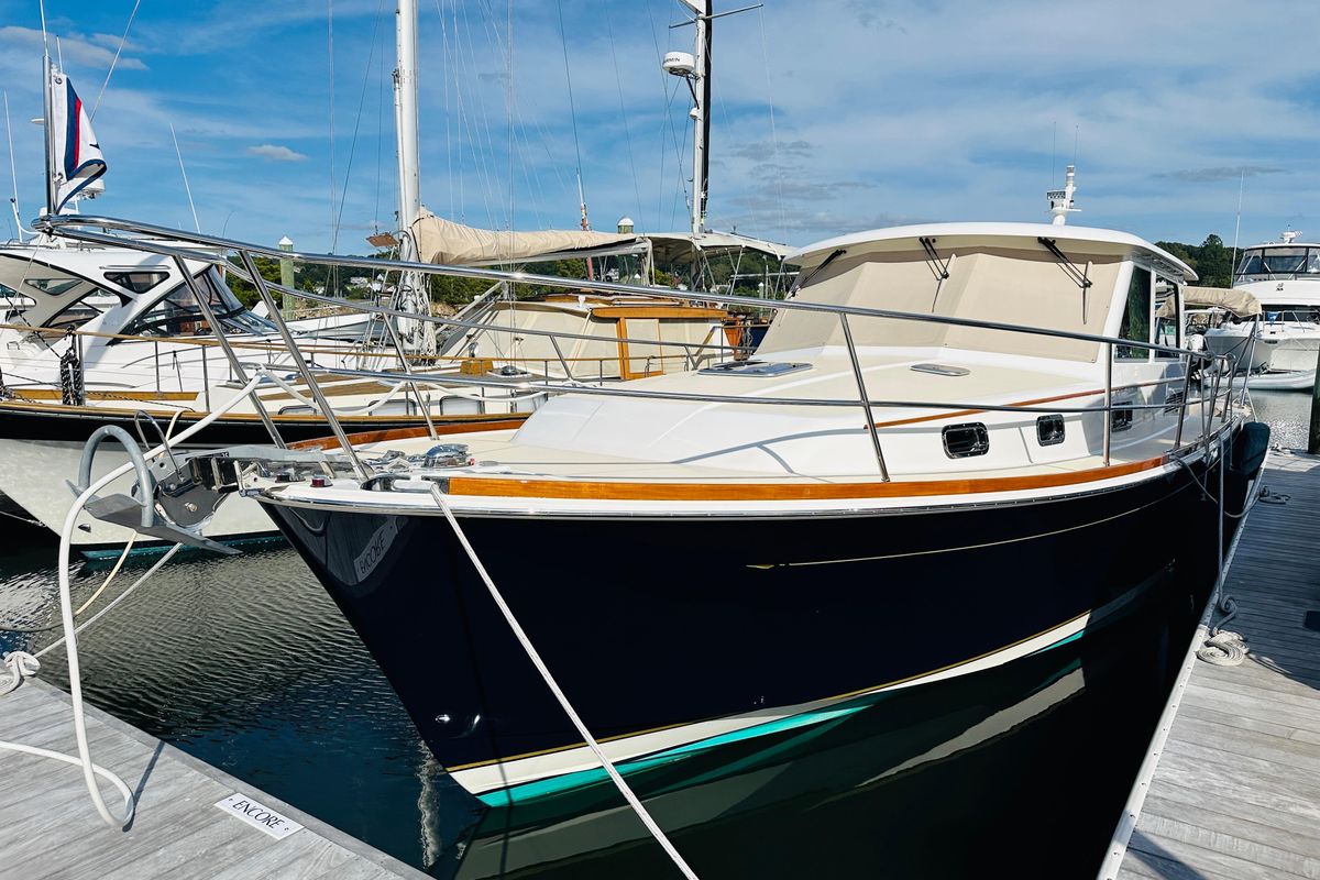 2017 Sabre 42 
