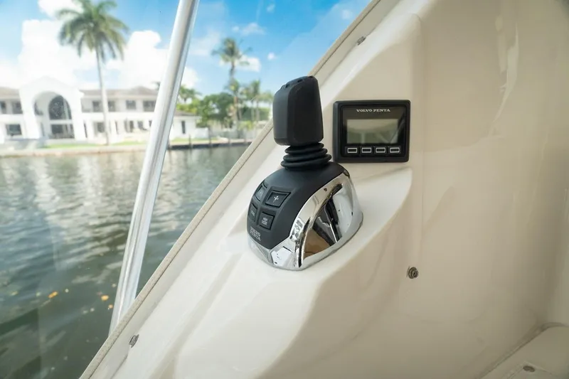 No. 7 Yacht Photos Pics Control panel of 2018 Riviera 43 Open Flybridge with Volvo Penta joystick.