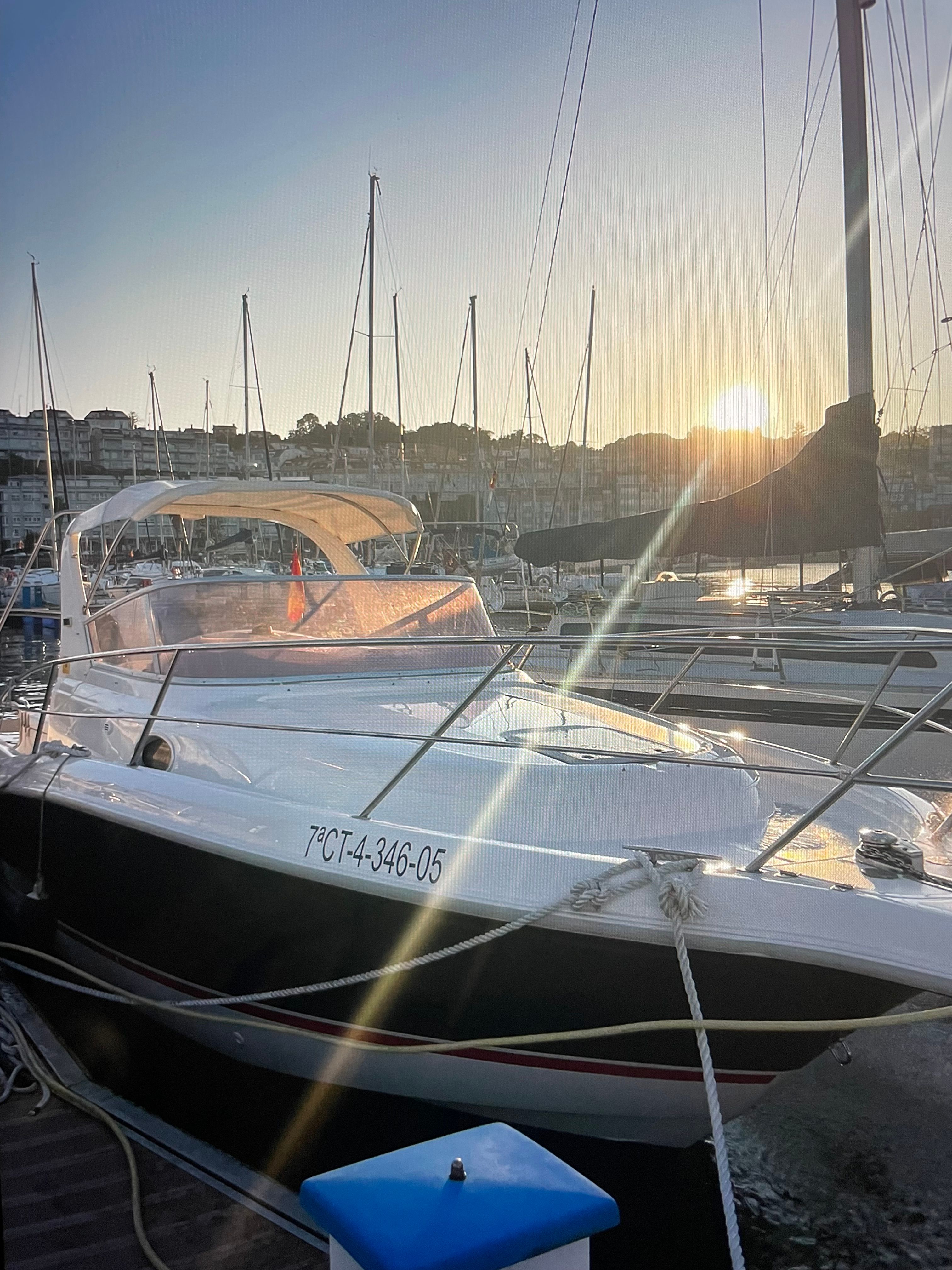 2005 Faeton Escape 29