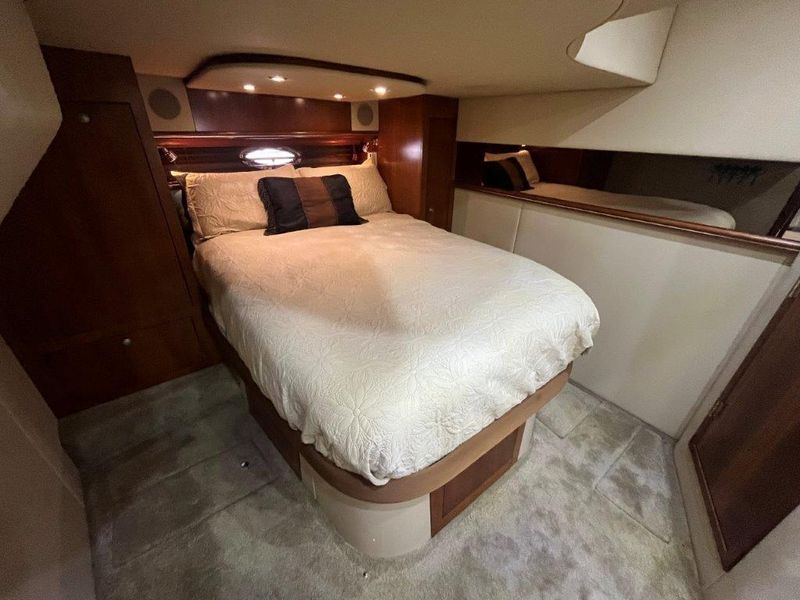 2006 Cruisers Yachts 460 Express