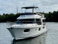 2022 Beneteau Swift Trawler 41 Fly
