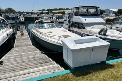 Sea Ray 330 Sundancer