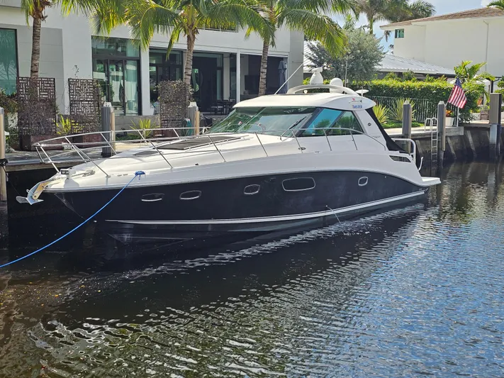 Takin Heat Yacht Photos Pics 