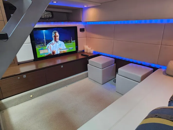 Takin Heat Yacht Photos Pics 