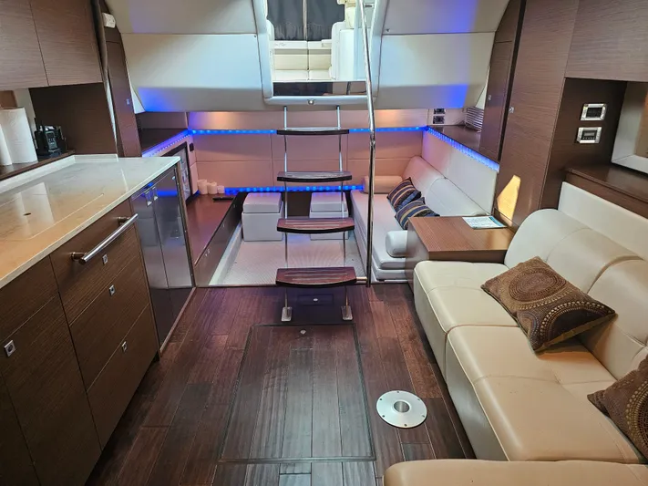 Takin Heat Yacht Photos Pics 