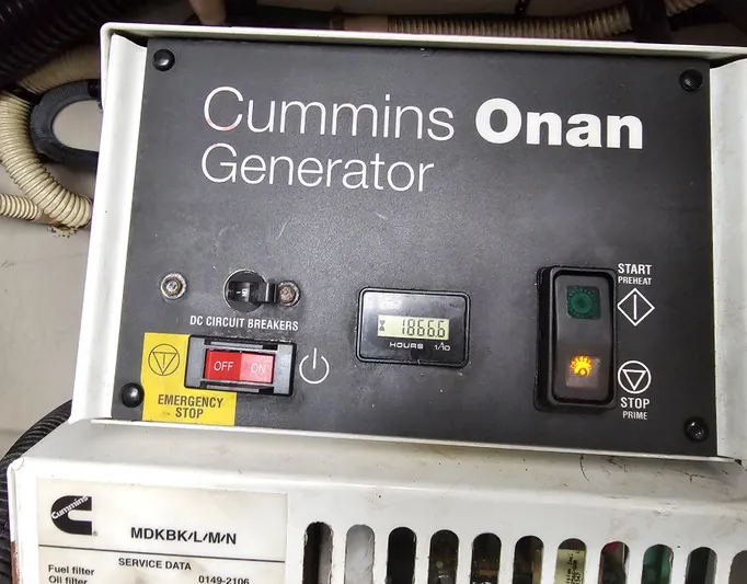 Takin Heat Yacht Photos Pics 