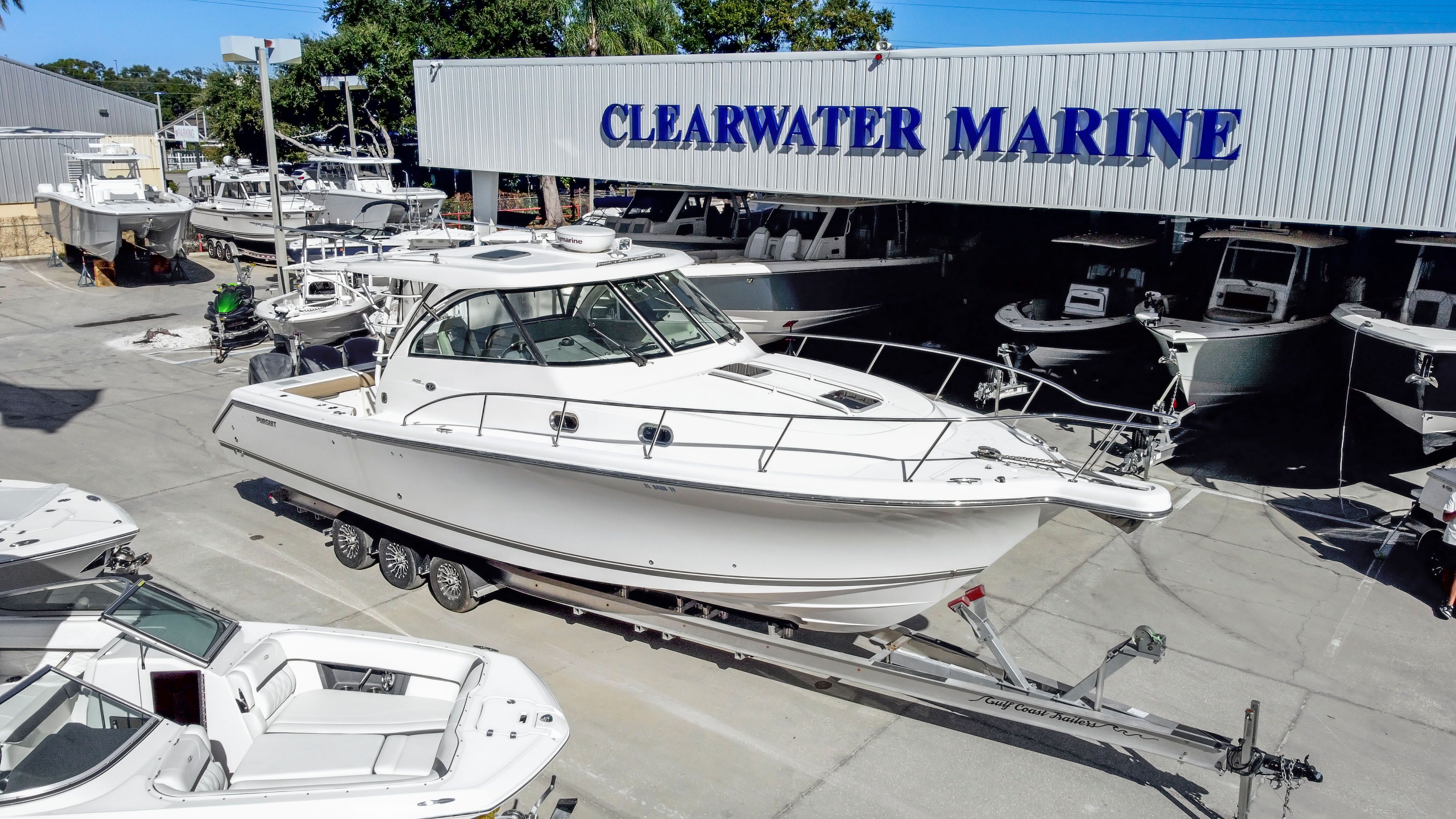 Pursuit OS 385 Offshore