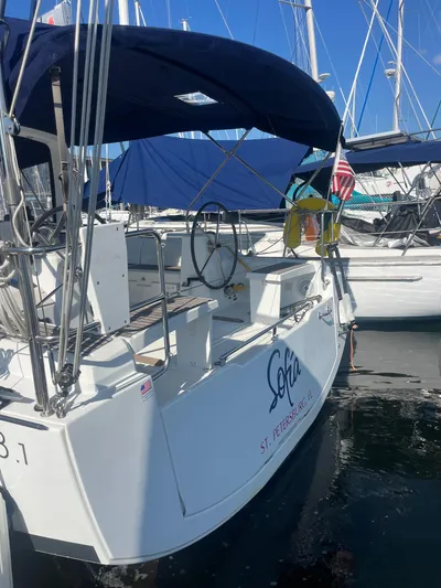 Spirit Of Adventure Yacht Photos Pics 