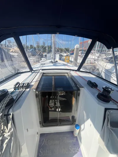 Spirit Of Adventure Yacht Photos Pics 