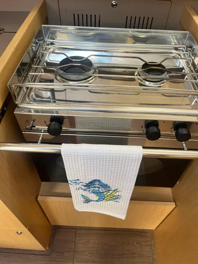 Spirit Of Adventure Yacht Photos Pics 