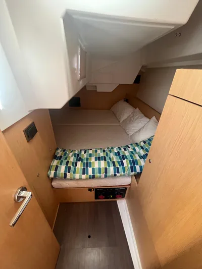 Spirit Of Adventure Yacht Photos Pics 