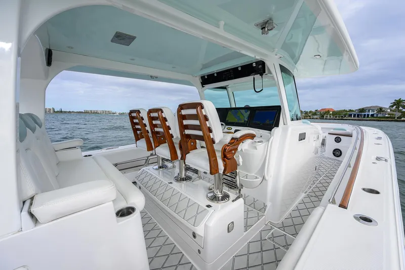  Yacht Photos Pics Luxury 2021 HCB 53 Sueños boat interior with elegant seating and modern design.