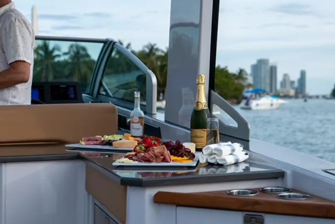 Alia Yacht Photos Pics 